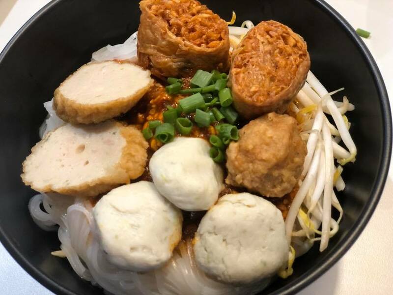 ร้านอร่อยเยาวราช : 37 ร้านอาหารย่านถนนเยาวราชยามค่ำคืน อร่อยเลิศเชิดมังกร