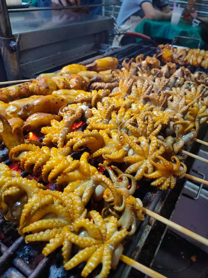 ร้านอร่อยเยาวราช : 37 ร้านอาหารย่านถนนเยาวราชยามค่ำคืน อร่อยเลิศเชิดมังกร