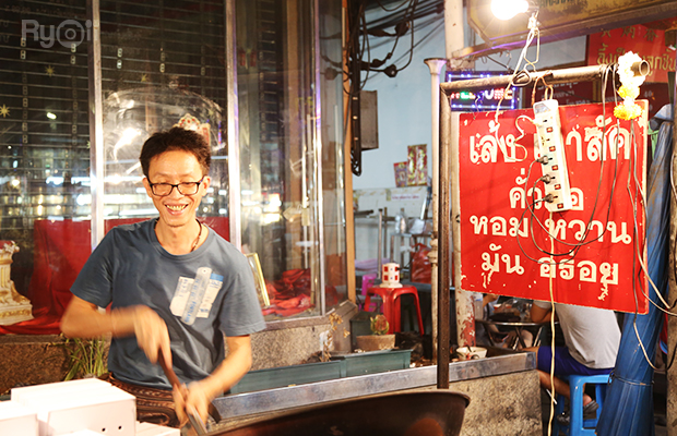 ร้านอร่อยเยาวราช : 37 ร้านอาหารย่านถนนเยาวราชยามค่ำคืน อร่อยเลิศเชิดมังกร