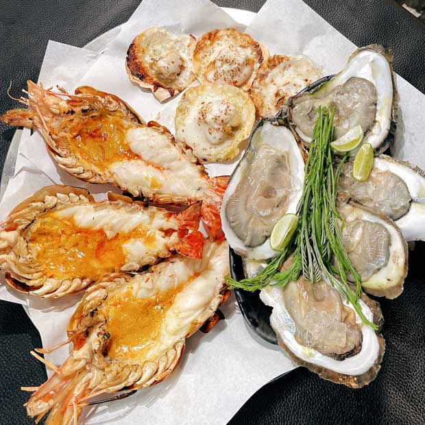 ร้านอร่อยเยาวราช : 37 ร้านอาหารย่านถนนเยาวราชยามค่ำคืน อร่อยเลิศเชิดมังกร