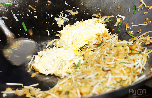 ร้านอร่อยเยาวราช : 37 ร้านอาหารย่านถนนเยาวราชยามค่ำคืน อร่อยเลิศเชิดมังกร