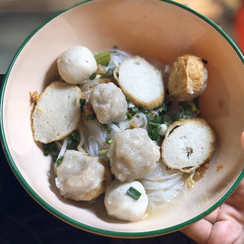 ร้านอร่อยเยาวราช : 37 ร้านอาหารย่านถนนเยาวราชยามค่ำคืน อร่อยเลิศเชิดมังกร