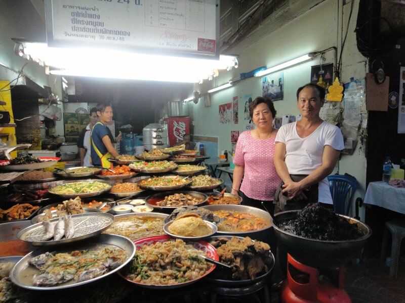 ร้านอร่อยเยาวราช : 37 ร้านอาหารย่านถนนเยาวราชยามค่ำคืน อร่อยเลิศเชิดมังกร