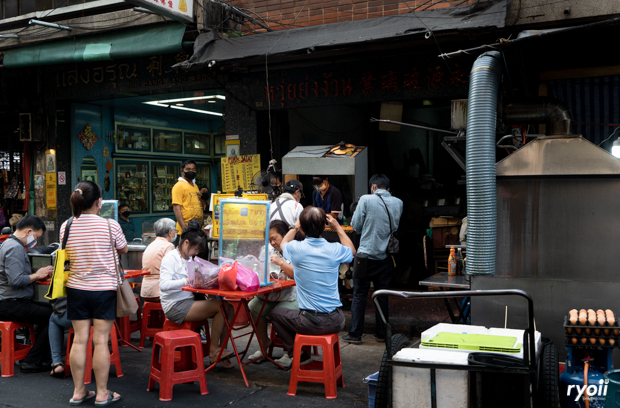 ร้านอร่อยเยาวราช : 37 ร้านอาหารย่านถนนเยาวราชยามค่ำคืน อร่อยเลิศเชิดมังกร