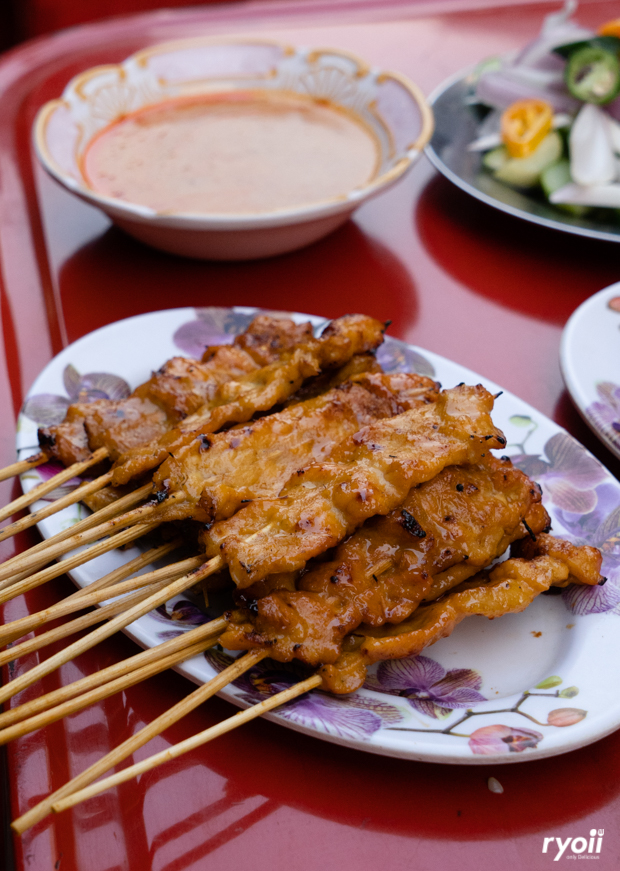 ร้านอร่อยเยาวราช : 37 ร้านอาหารย่านถนนเยาวราชยามค่ำคืน อร่อยเลิศเชิดมังกร