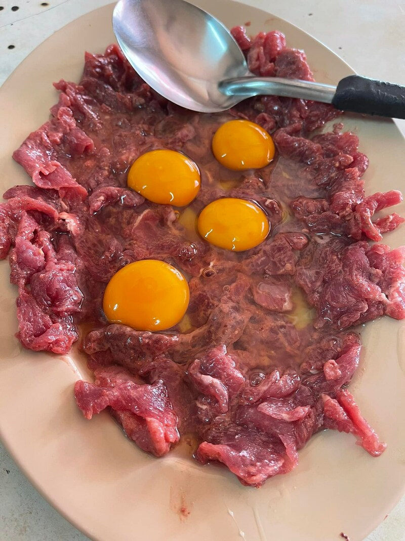 ร้านอร่อยเยาวราช : 37 ร้านอาหารย่านถนนเยาวราชยามค่ำคืน อร่อยเลิศเชิดมังกร