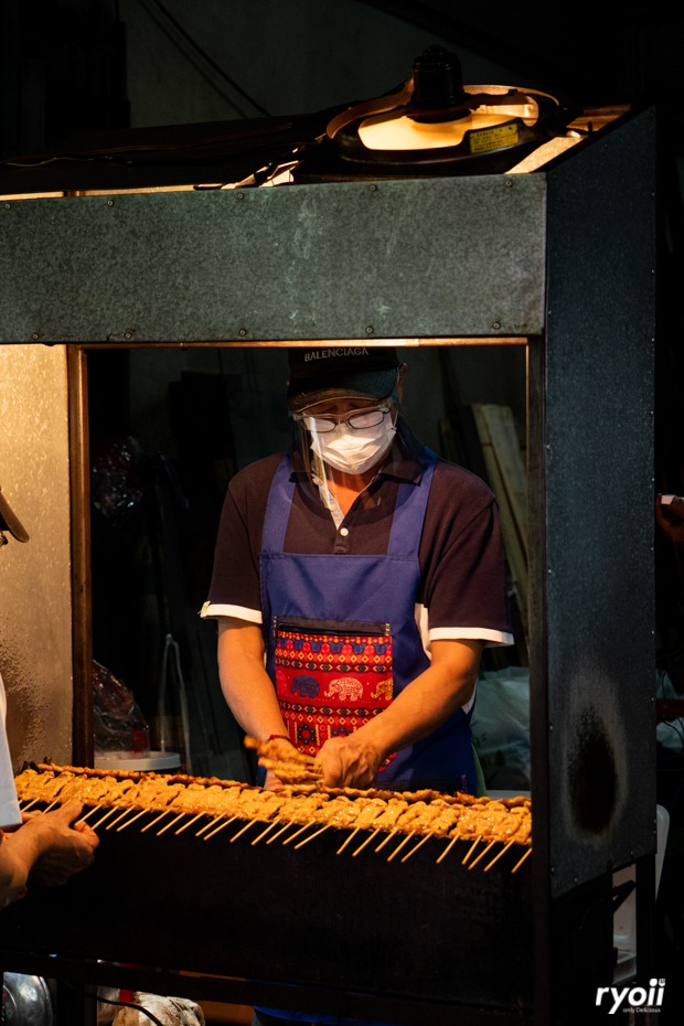 ร้านอร่อยเยาวราช : 37 ร้านอาหารย่านถนนเยาวราชยามค่ำคืน อร่อยเลิศเชิดมังกร