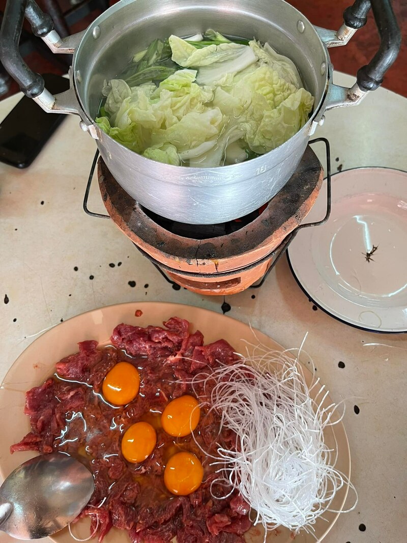 ร้านอร่อยเยาวราช : 37 ร้านอาหารย่านถนนเยาวราชยามค่ำคืน อร่อยเลิศเชิดมังกร