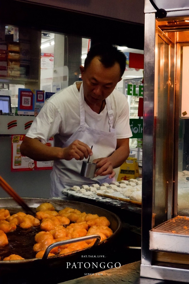 ร้านอร่อยเยาวราช : 37 ร้านอาหารย่านถนนเยาวราชยามค่ำคืน อร่อยเลิศเชิดมังกร