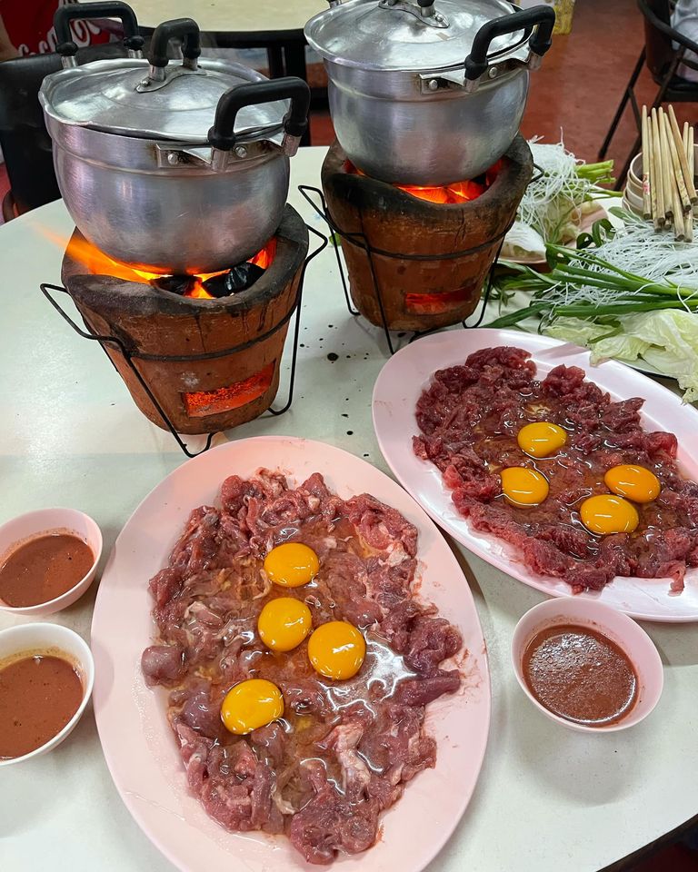 ร้านอร่อยเยาวราช : 37 ร้านอาหารย่านถนนเยาวราชยามค่ำคืน อร่อยเลิศเชิดมังกร