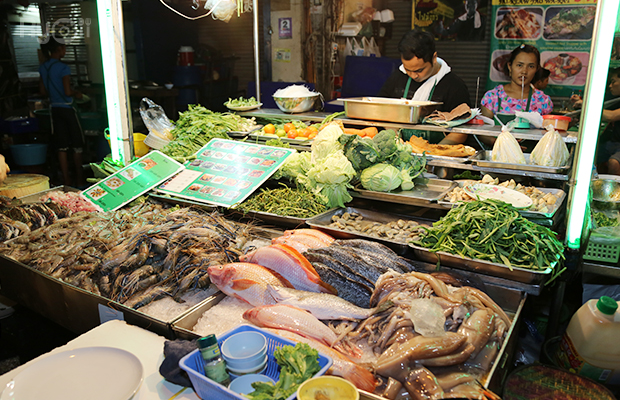 ร้านอร่อยเยาวราช : 37 ร้านอาหารย่านถนนเยาวราชยามค่ำคืน อร่อยเลิศเชิดมังกร