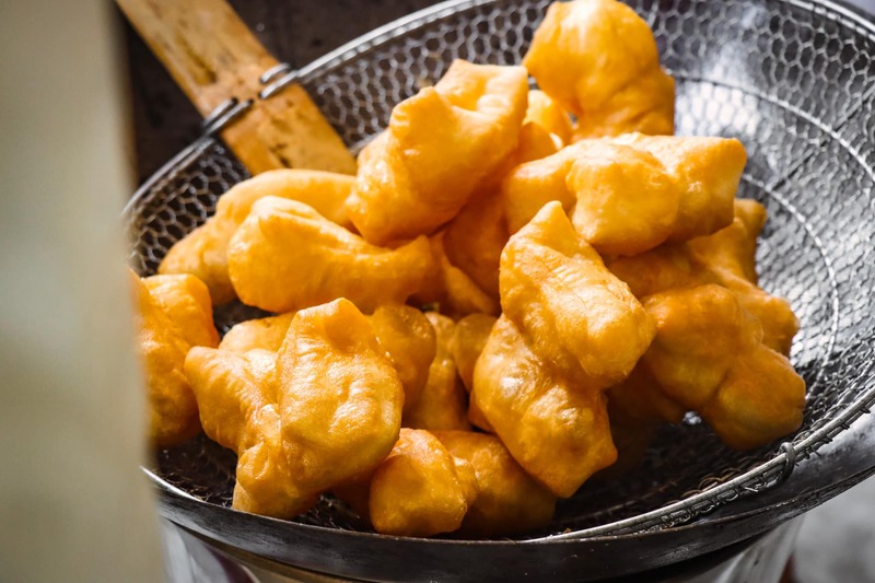 ร้านอร่อยเยาวราช : 37 ร้านอาหารย่านถนนเยาวราชยามค่ำคืน อร่อยเลิศเชิดมังกร