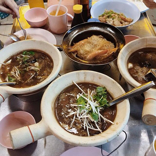 ร้านอร่อยเยาวราช : 37 ร้านอาหารย่านถนนเยาวราชยามค่ำคืน อร่อยเลิศเชิดมังกร