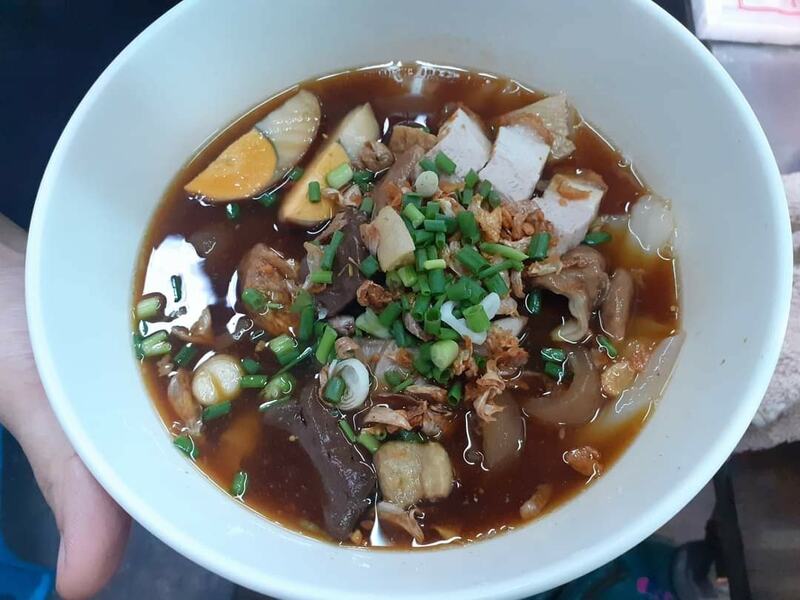 รวมร้านคาวหวาน สะพานควาย : 13 ร้าน กินแบบร้ายๆ อิ่มอร่อย!