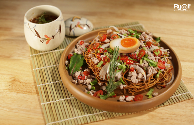 รวมร้านคาวหวาน สะพานควาย : 13 ร้าน กินแบบร้ายๆ อิ่มอร่อย!