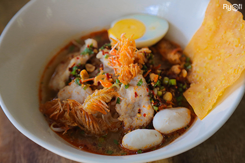 รวมร้านคาวหวาน สะพานควาย : 13 ร้าน กินแบบร้ายๆ อิ่มอร่อย!