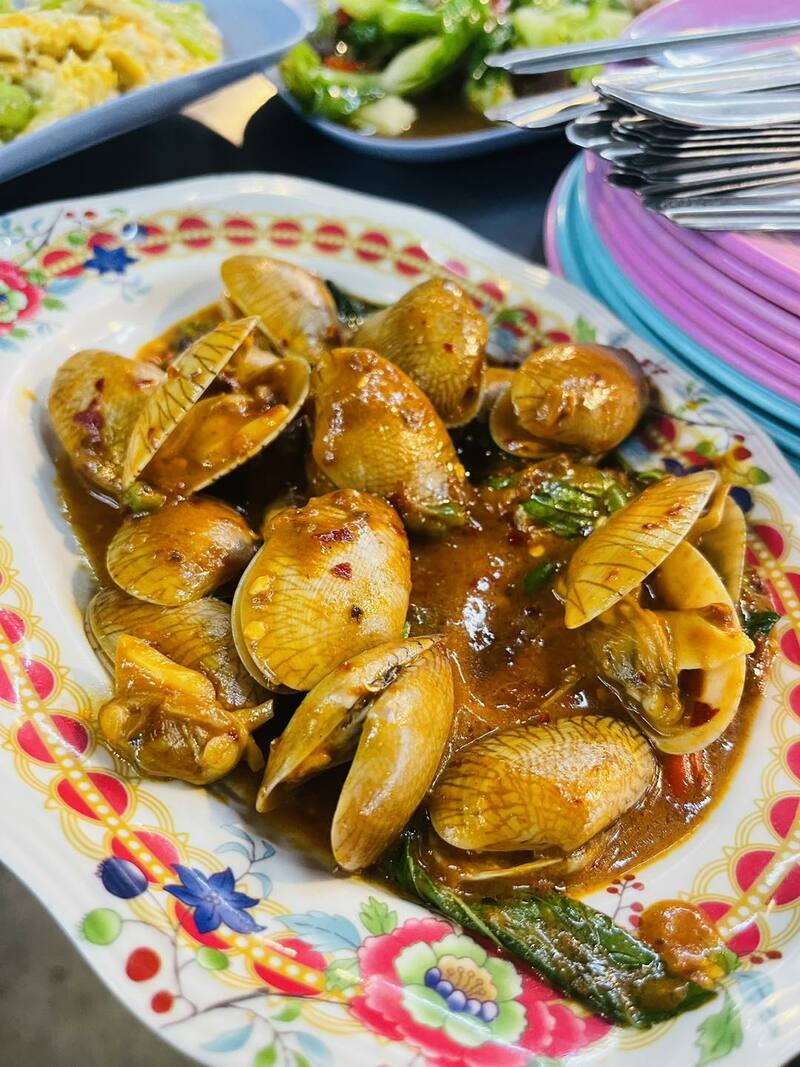 ร้านข้าวต้ม พัทยา : รวมร้านข้าวต้มเจ้าเด็ด เจ้าดัง ขาประจำพัทยาต้องรู็จัก! (พิกัด พัทยา-ชลบุรี)