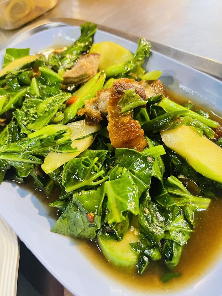 ร้านข้าวต้ม พัทยา : รวมร้านข้าวต้มเจ้าเด็ด เจ้าดัง ขาประจำพัทยาต้องรู็จัก! (พิกัด พัทยา-ชลบุรี)