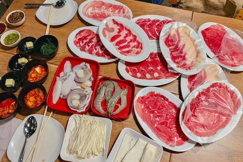 top 7+ ร้านบุฟเฟ่ต์อ่อนนุช 2567 ปิ้งย่างชาบู หมูกระทะ ย่างเนย หมาล่า อร่อยสุดฟิน กินได้เต็มที่