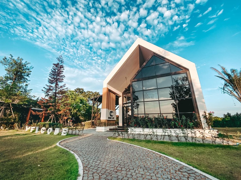 รวม 10 คาเฟ่จันทบุรี คาเฟ่บรรยากาศดีน่าถ่ายรูป พร้อมเสิร์ฟเมนูเด็ดทั้งเบเกอรี่และกาแฟ!