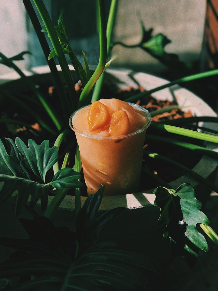 รวม 10 คาเฟ่จันทบุรี คาเฟ่บรรยากาศดีน่าถ่ายรูป พร้อมเสิร์ฟเมนูเด็ดทั้งเบเกอรี่และกาแฟ!