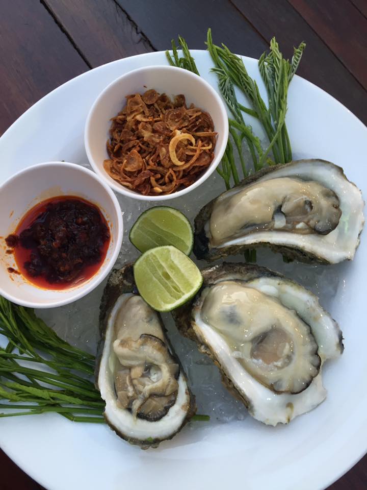 top 8+ ร้านอาหารติดทะเลหาดจอมเทียน พัทยา พิกัดใกล้กรุงเทพฯ ต้องมา!!!