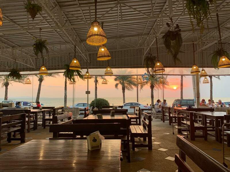top 8+ ร้านอาหารติดทะเลหาดจอมเทียน พัทยา พิกัดใกล้กรุงเทพฯ ต้องมา!!!