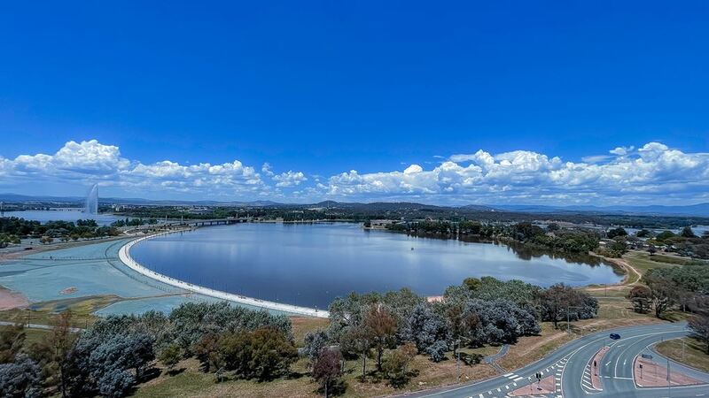 australia 2023, australian grand prix, botanical garden, brisbane, flinders street station, formula one, gallery of modern art, gold coast, hosier lane, melbourne, museum of contemporary art sydney, queen victoria market, queensland museum, st paul’s cathedral, streets beach, sydney, sydney opera house, taronga zoo, warner brothers movie world, wet&039;n&039;wild water world, ซิดนีย์, ซิดนีย์โอเปร่าเฮาส์, ตลาดควีนวิคตอเรีย, บริสเบน, พิพิธภัณฑ์ควีนส์แลนด์, วีซ่าท่องเที่ยวออสเตรเลีย, สตรีทส์ บีช, สวนสัตว์ทารองกา, สะพานฮาร์เบอร์ บริดจ์, ออสเตรเลีย 2024, ออสเตรเลีย 2567, อาสนวิหารเซนต์พอล, เที่ยวออสเตรเลีย, เมลเบิร์น, แม่น้ำยาร์รา, โกลด์ โคสต์, โฮซิเออร์ เลน, top 8+ ที่เที่ยวออสเตรเลีย 2024 เมืองที่ห้ามพลาด ชมพิพิธภัณฑ์สุดฮิป เดินเที่ยวชายหาดและเล่นเซิร์ฟ