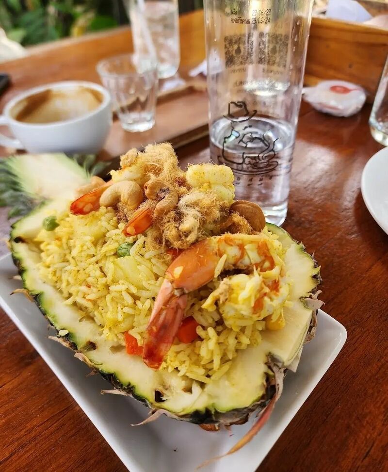 ร้านอาหารในสวน บรรยากาศดีในกรุงเทพ นั่งชิลได้ทั้งกลุ่มเพื่อนและครอบครัว