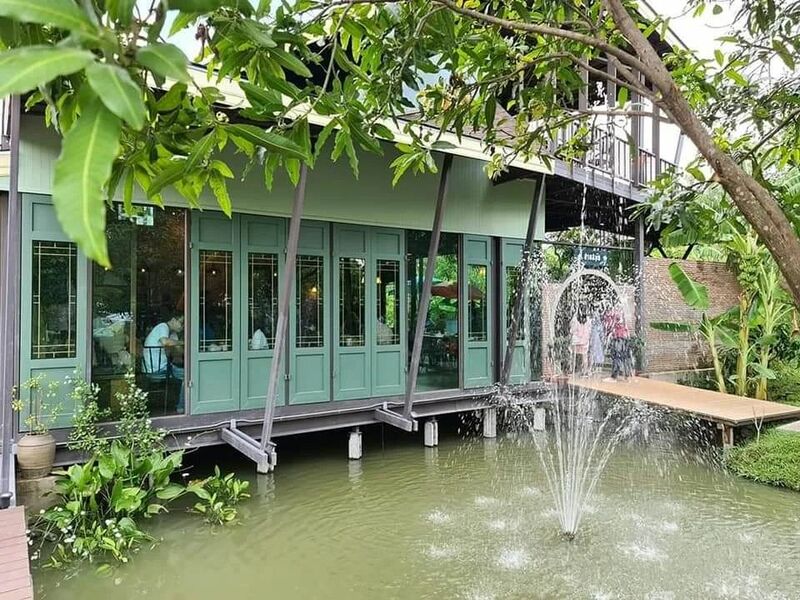 ร้านอาหารในสวน บรรยากาศดีในกรุงเทพ นั่งชิลได้ทั้งกลุ่มเพื่อนและครอบครัว