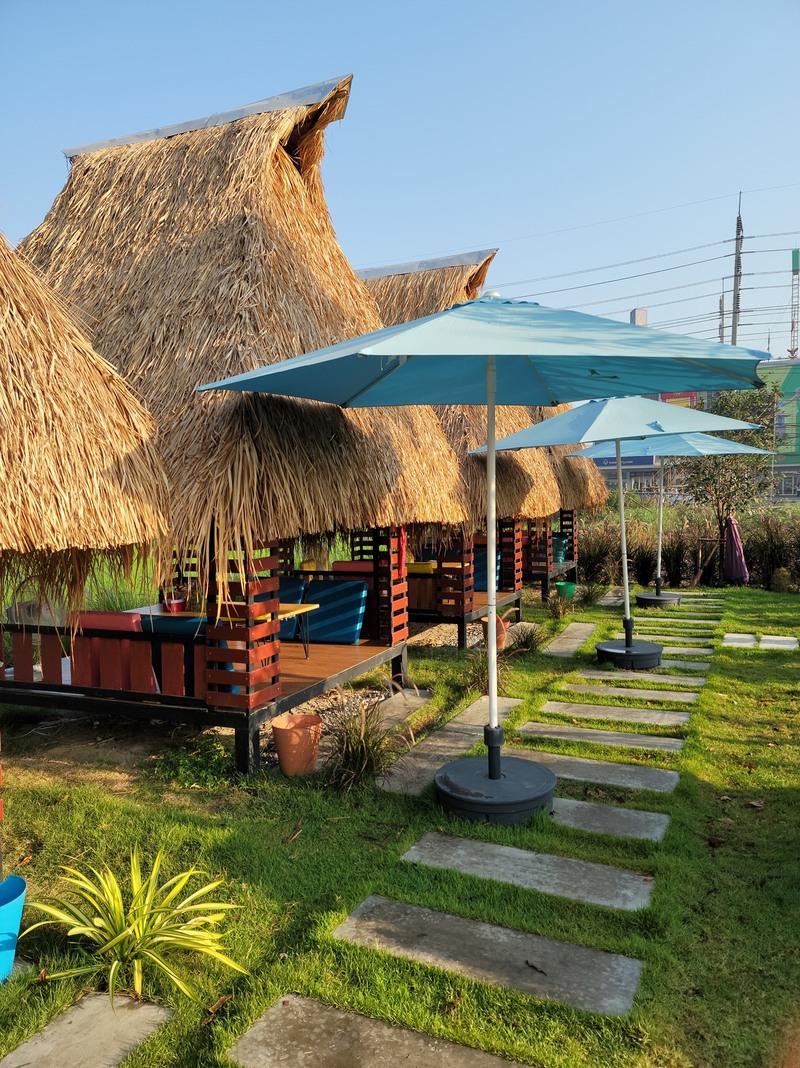 ร้านอาหารในสวน บรรยากาศดีในกรุงเทพ นั่งชิลได้ทั้งกลุ่มเพื่อนและครอบครัว