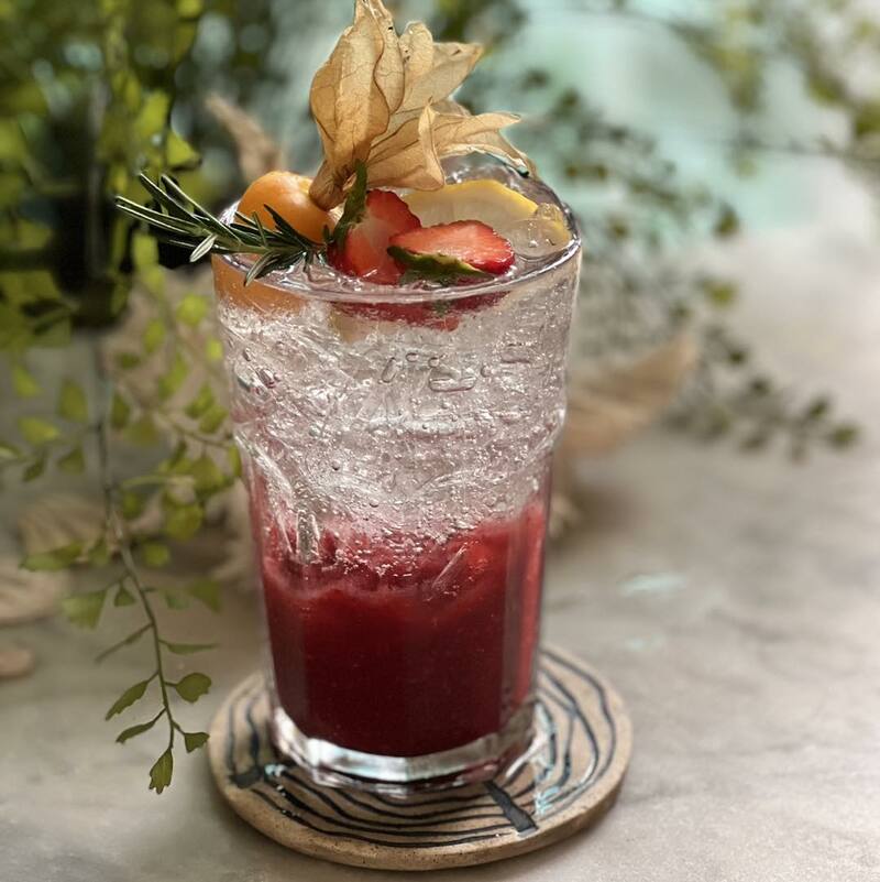 ร้านอาหารในสวน บรรยากาศดีในกรุงเทพ นั่งชิลได้ทั้งกลุ่มเพื่อนและครอบครัว