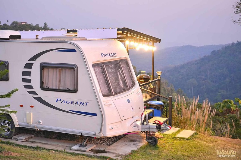 ที่พักวังน้ำเขียว, วังน้ำเขียว, ไร่รวยริน, ไร่รวยริน ที่พักรถบ้าน มองวิวเขาชมธรรมชาติ