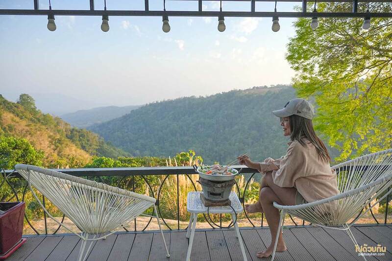 ที่พักวังน้ำเขียว, วังน้ำเขียว, ไร่รวยริน, ไร่รวยริน ที่พักรถบ้าน มองวิวเขาชมธรรมชาติ