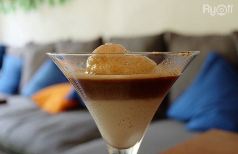 รวมคาเฟ่น่านั่ง พัทยา : รวมคาเฟ่บรรบยากาศดี พัทยา - นาเกลือ บรรยากาศดี น่าถ่ายรูป #ไม่ควรพลาด!!!!!!