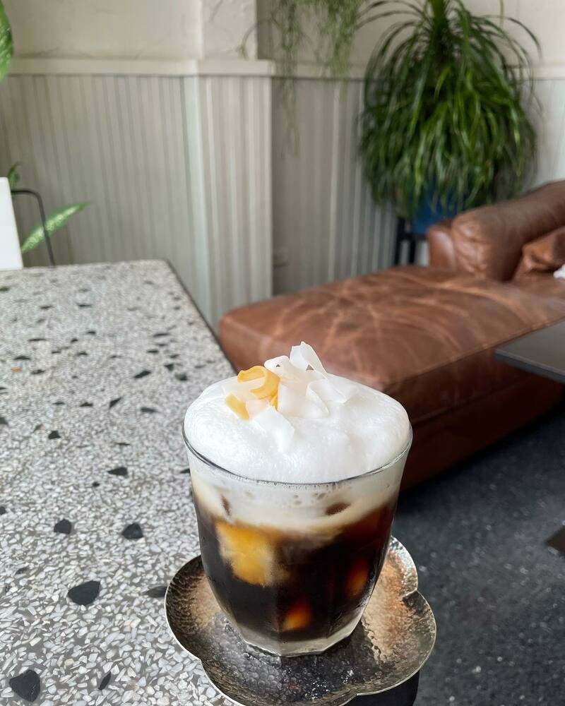 รวมคาเฟ่น่านั่ง พัทยา : รวมคาเฟ่บรรบยากาศดี พัทยา - นาเกลือ บรรยากาศดี น่าถ่ายรูป #ไม่ควรพลาด!!!!!!