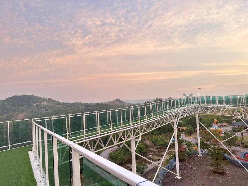 b.n. farm, จุดชมวิววัดกองเนียม, ตะเคียนโง๊ะ, ถนนคนเดินไทหล่ม, ที่ทำการไปรษณีย์เขาค้อ, ที่เที่ยวเพชรบูรณ์, ที่เที่ยวเพชรบูรณ์ 2023, ที่เที่ยวเพชรบูรณ์ 2566, ทุ่งกังหันลมเขาค้อ, น้ำตกศรีดิษฐ์, พระบรมธาตุเจดีย์กาญจนาภิเษก, พระพุทธมหาธรรมราชาเฉลิมพระเกียรติ, พิพิธภัณฑ์อาวุธเขาค้อ, ภูทับเบิก, ภูหินร่องกล้า, ภูแผงม้า, วัดกองเนียม, วัดธรรมยาน, วัดพระธาตุผาซ่อนแก้ว, สกายวอล์คภูเลิศ, สะพานพ่อขุนผาเมือง, สะพานห้วยตอง, อุทยานแห่งชาติตาดหมอก, อุทยานแห่งชาติทุ่งแสลงหลวง, อุทยานแห่งชาติน้ำหนาว, เขาค้อ, เขาค้อ 2023, เขาตะเคียนโง๊ะ, เที่ยวเพชรบูรณ์, เพชรบูรณ์, แก่งบางระจัน, ไร่ gb เขาค้อ, ไร่ บี.เอ็น. ฟาร์ม, ไร่จีบี เขาค้อ, top 20+ ที่เที่ยวเพชรบูรณ์ [กรกฎาคม 2024] สัมผัสทะเลหมอกสุดฟิน เที่ยวชมดินแดนแห่งธรรมชาติ