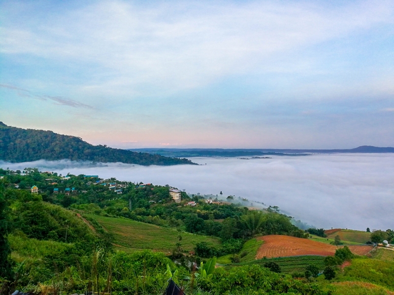 b.n. farm, จุดชมวิววัดกองเนียม, ตะเคียนโง๊ะ, ถนนคนเดินไทหล่ม, ที่ทำการไปรษณีย์เขาค้อ, ที่เที่ยวเพชรบูรณ์, ที่เที่ยวเพชรบูรณ์ 2023, ที่เที่ยวเพชรบูรณ์ 2566, ทุ่งกังหันลมเขาค้อ, น้ำตกศรีดิษฐ์, พระบรมธาตุเจดีย์กาญจนาภิเษก, พระพุทธมหาธรรมราชาเฉลิมพระเกียรติ, พิพิธภัณฑ์อาวุธเขาค้อ, ภูทับเบิก, ภูหินร่องกล้า, ภูแผงม้า, วัดกองเนียม, วัดธรรมยาน, วัดพระธาตุผาซ่อนแก้ว, สกายวอล์คภูเลิศ, สะพานพ่อขุนผาเมือง, สะพานห้วยตอง, อุทยานแห่งชาติตาดหมอก, อุทยานแห่งชาติทุ่งแสลงหลวง, อุทยานแห่งชาติน้ำหนาว, เขาค้อ, เขาค้อ 2023, เขาตะเคียนโง๊ะ, เที่ยวเพชรบูรณ์, เพชรบูรณ์, แก่งบางระจัน, ไร่ gb เขาค้อ, ไร่ บี.เอ็น. ฟาร์ม, ไร่จีบี เขาค้อ, top 20+ ที่เที่ยวเพชรบูรณ์ [กรกฎาคม 2024] สัมผัสทะเลหมอกสุดฟิน เที่ยวชมดินแดนแห่งธรรมชาติ