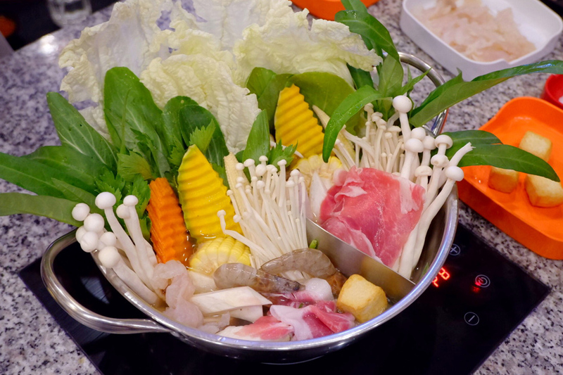 top 6+ ร้านบุฟเฟ่ต์สะพานใหม่ 2567 ย่างเนย หมูกระทะ ทะเลเผา ร้านเปิดใหม่