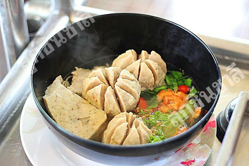 top 7+ ร้านก๋วยเตี๋ยวลูกชิ้นยักษ์ ไซส์บิ๊กเบิ้ม ชามเดียวอิ่มได้ทั้งบ้าน