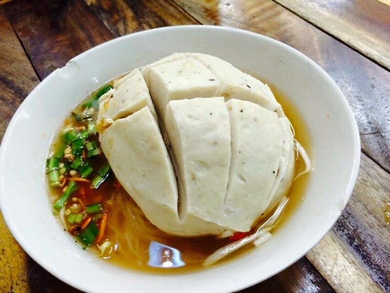 top 7+ ร้านก๋วยเตี๋ยวลูกชิ้นยักษ์ ไซส์บิ๊กเบิ้ม ชามเดียวอิ่มได้ทั้งบ้าน