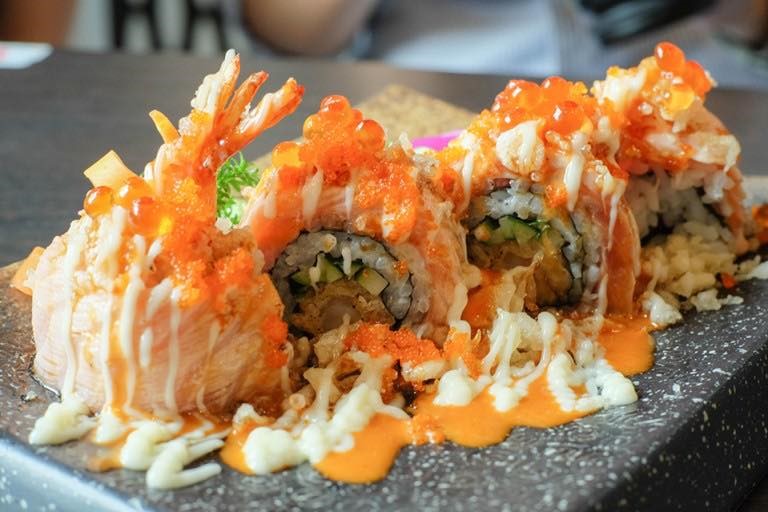 top 7+ ร้านบุฟเฟ่ต์ซูชิ-ซาซิมิ แบบญี่ปุ่นสุโค่ยในราคาแค่หลักร้อย