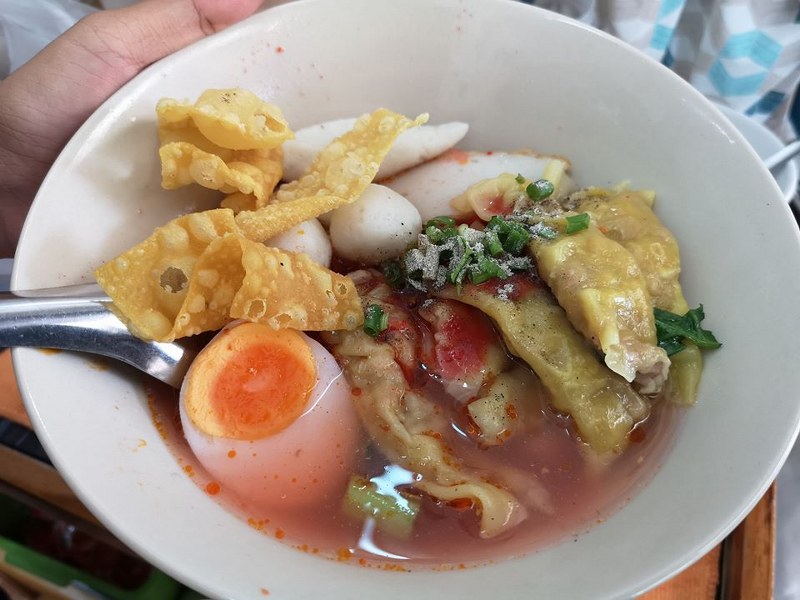 top 8+ ร้านก๋วยเตี๋ยวเย็นตาโฟ รสชาติถูกปาก เข้มข้นถึงใจ