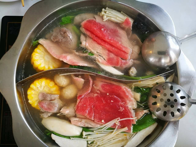 รวม 15 ร้านบุฟเฟ่ต์ ปิ้งย่าง ชาบู หมูกระทะ อิ่มอร่อยสุดคุ้ม งบไม่เกิน 300 บาท