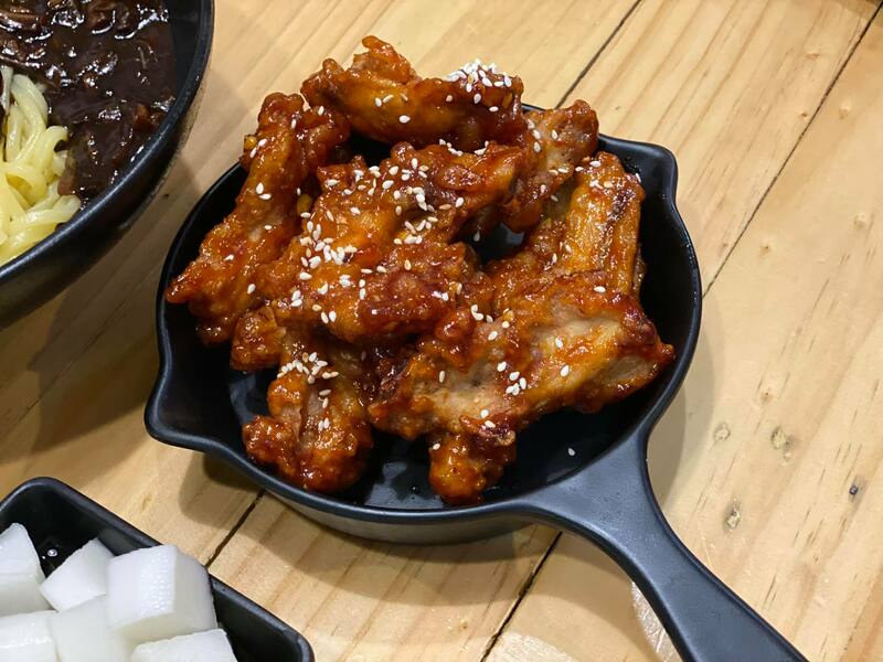 top 13+ ร้านไก่ทอดเกาหลี อร่อยสไตล์โอปป้าฟินเว่อร์เหมือนไปเกาหลี