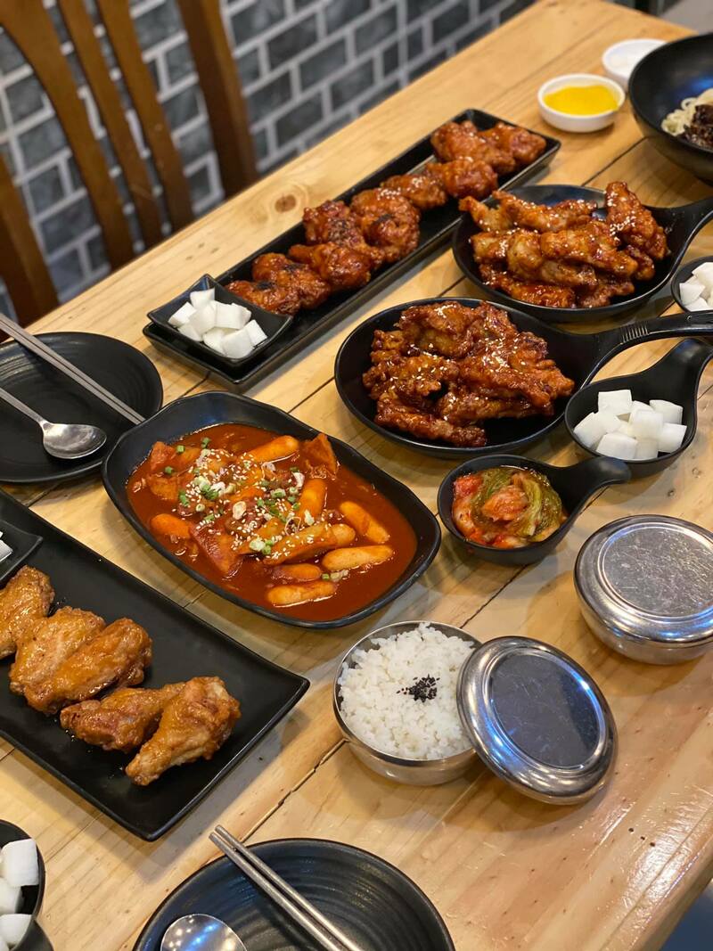 top 13+ ร้านไก่ทอดเกาหลี อร่อยสไตล์โอปป้าฟินเว่อร์เหมือนไปเกาหลี