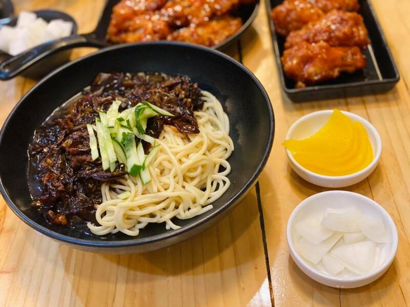 top 13+ ร้านไก่ทอดเกาหลี อร่อยสไตล์โอปป้าฟินเว่อร์เหมือนไปเกาหลี