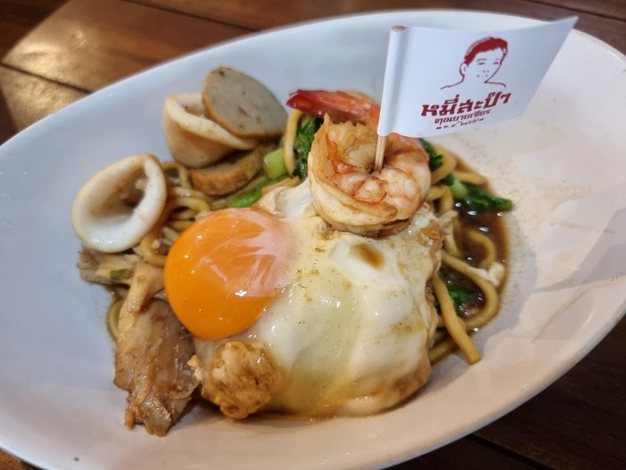 ภูเก็ต, top 15+ ร้านอาหารภูเก็ต 2567 ร้านอร่อยเด็ด ร้านดังภูเก็ต วิวสวยบรรยากาศดี