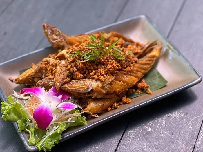 ภูเก็ต, top 15+ ร้านอาหารภูเก็ต 2567 ร้านอร่อยเด็ด ร้านดังภูเก็ต วิวสวยบรรยากาศดี