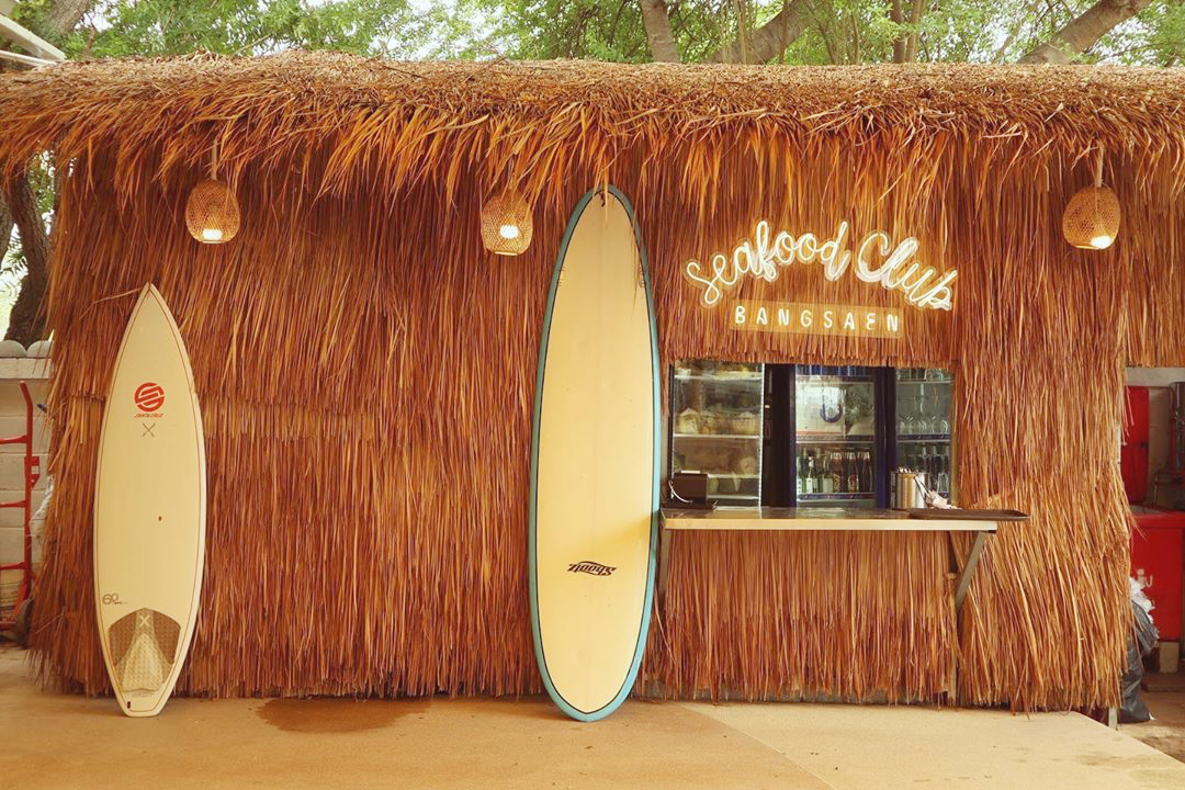 artory cafe & crafts, namon nomwan, open house cafe, red temp coffee, seafood club bangsean, จุดชมวิวเขาสามมุข, ซีฟู้ดคลับ บางแสน, ตลาดหนองมน, ถนนคนเดินบางแสน, ทะเลบางแสน, ที่เที่ยวบางแสน, ที่เที่ยวบางแสน 2023, ที่เที่ยวบางแสน 2024, ที่เที่ยวบางแสน 2566, บางแสน, บางแสน 2024, บางแสน 2567, สวนสัตว์เปิดเขาเขียว, หน้ามนหนมหวาน, หาดบางแสน, หาดวอนนภา, อ่างเก็บน้ำบางพระ, เขาสามมุข, เที่ยวบางแสน, เที่ยวบางแสน 2024, เที่ยวบางแสน 2567, top 21+ ที่เที่ยวบางแสน [กรกฎาคม 2024] ที่ต้องแวะเช็คอิน พักผ่อนสบาย ๆ ในช่วงวันหยุด